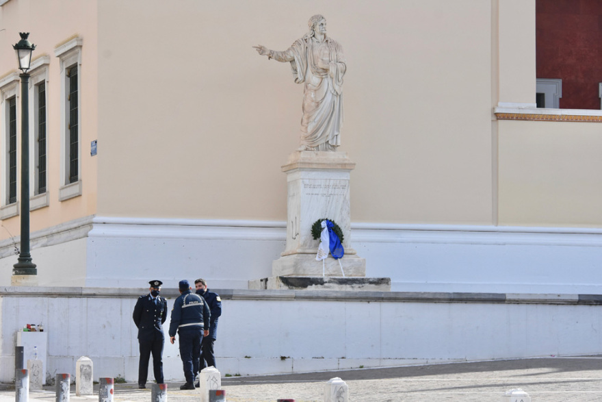 Παρέλαση 25ης Μαρτίου: «Φρούριο» το κέντρο της Αθήνας - Πάνω από 4.000 αστυνομικοί στους δρόμους 