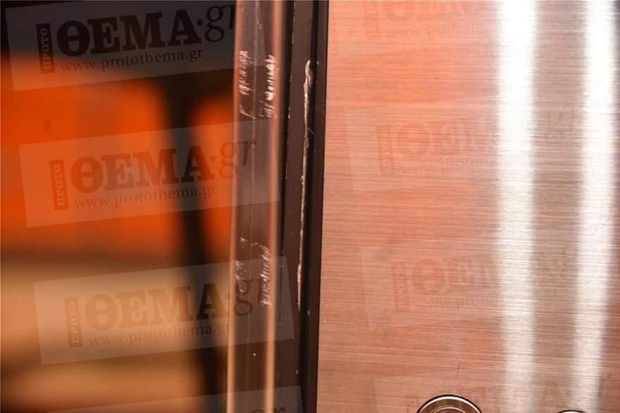 Ριφιφί στο Ψυχικό: Στον ανακριτή ο Βασίλης Γκουρούσης - Στο πλευρό του η Τέτα Καμπουρέλη