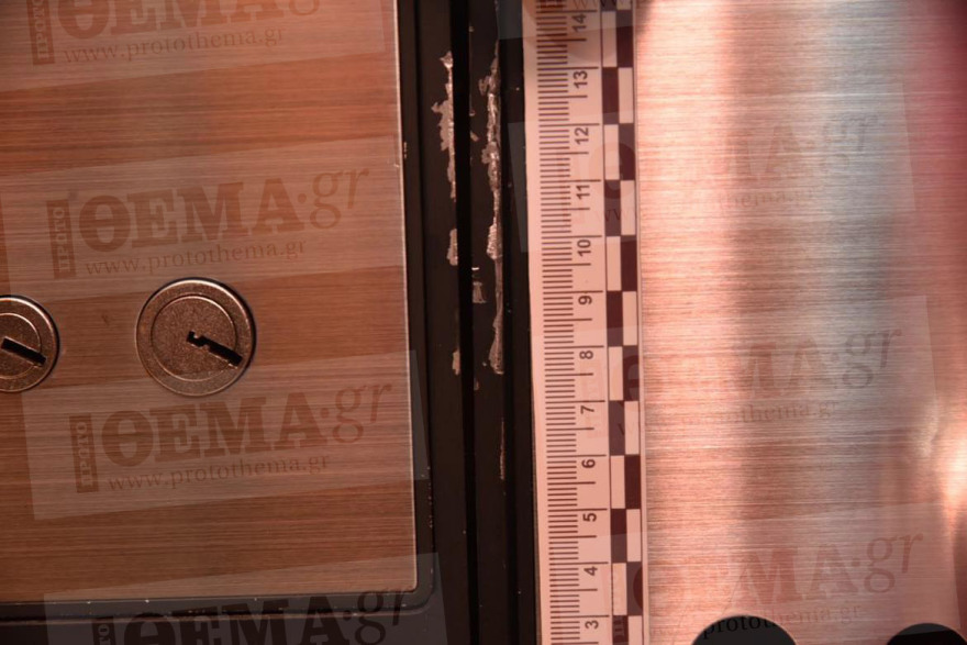 Ριφιφί στο Ψυχικό: Στον ανακριτή ο Βασίλης Γκουρούσης - Στο πλευρό του η Τέτα Καμπουρέλη