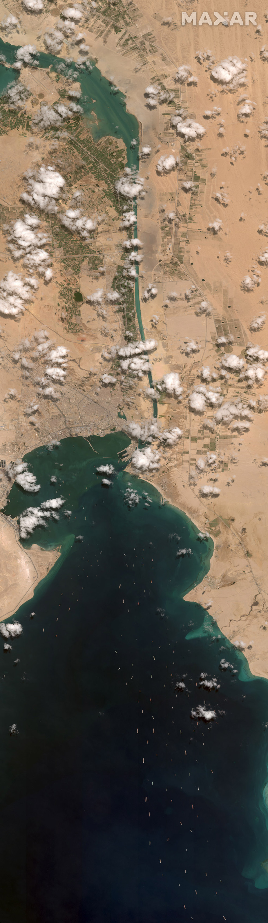 Διώρυγα του Σουέζ: Ξεκίνησε πάλι η επιχείρηση απομάκρυνσης του «κολλημένου» Ever Given