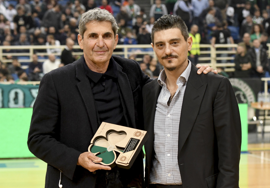 Νοσηλεύεται με εγκεφαλικό ο Τάκης Κορωναίος