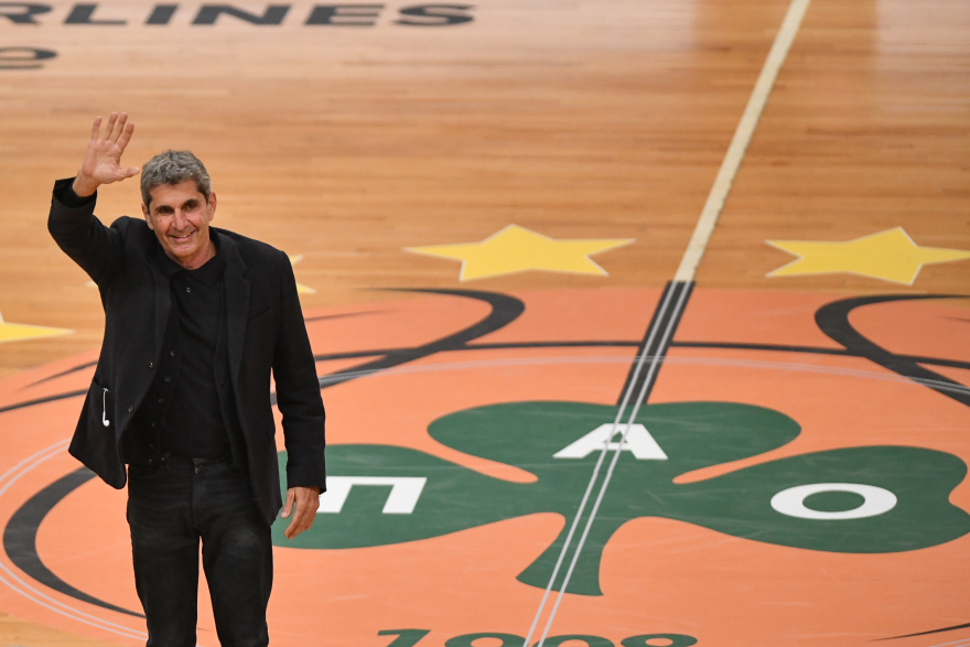 Νοσηλεύεται με εγκεφαλικό ο Τάκης Κορωναίος