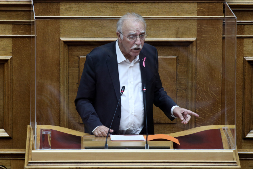 Οι παλιές βαρονίες του ΣΥΡΙΖΑ και το μετέωρο βήμα του Τσίπρα