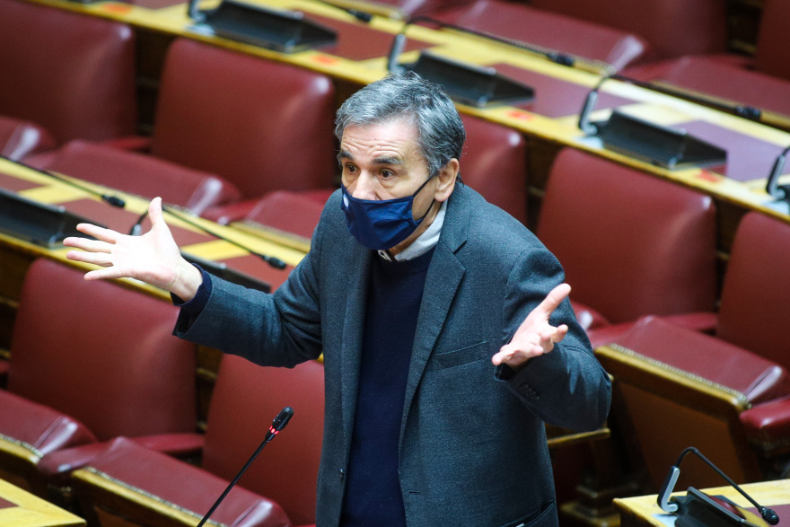 Οι παλιές βαρονίες του ΣΥΡΙΖΑ και το μετέωρο βήμα του Τσίπρα