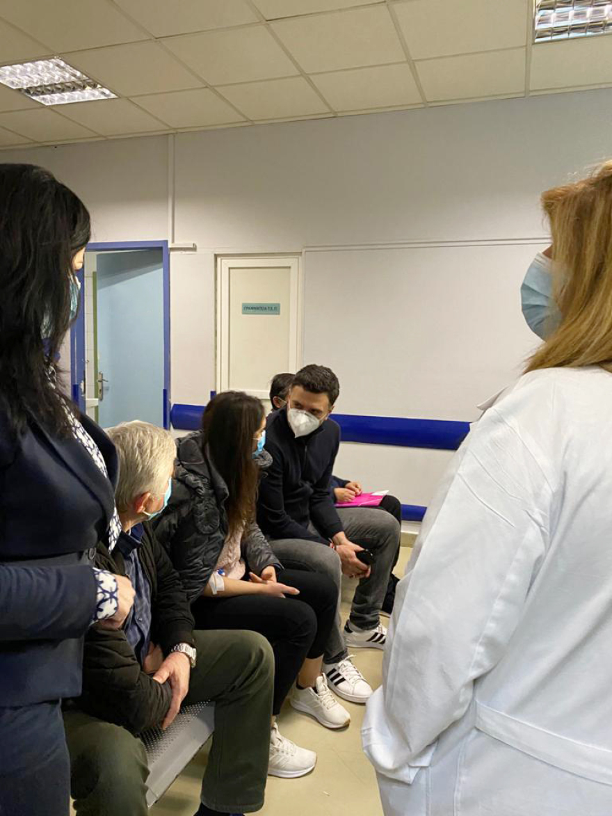 Επίσκεψη Κικίλια στο «Τζάνειο»: Το ΕΣΥ ανταποκρίνεται και με το παραπάνω με τη στήριξη όλων