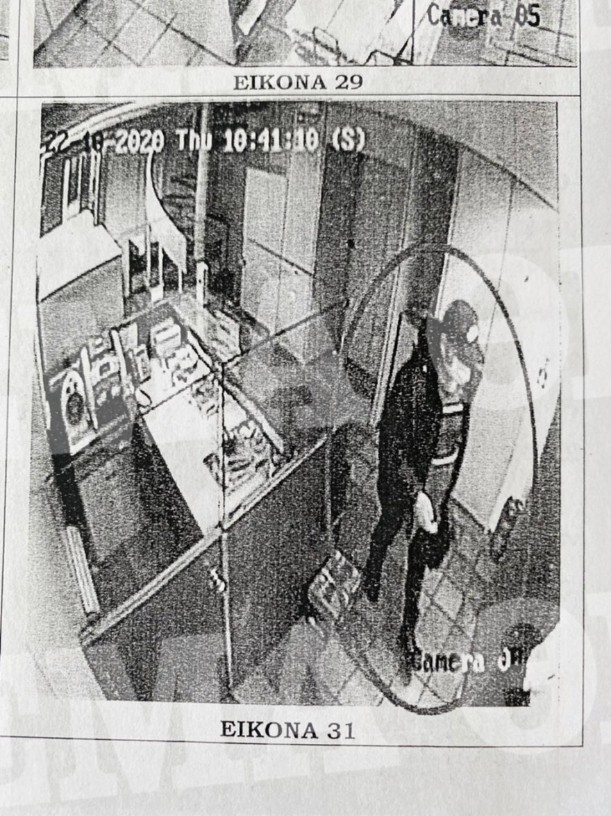 «Ριφιφί» στο Ψυχικό: Οι φωτογραφίες με τον Βασίλη Γκουρούση εν δράσει