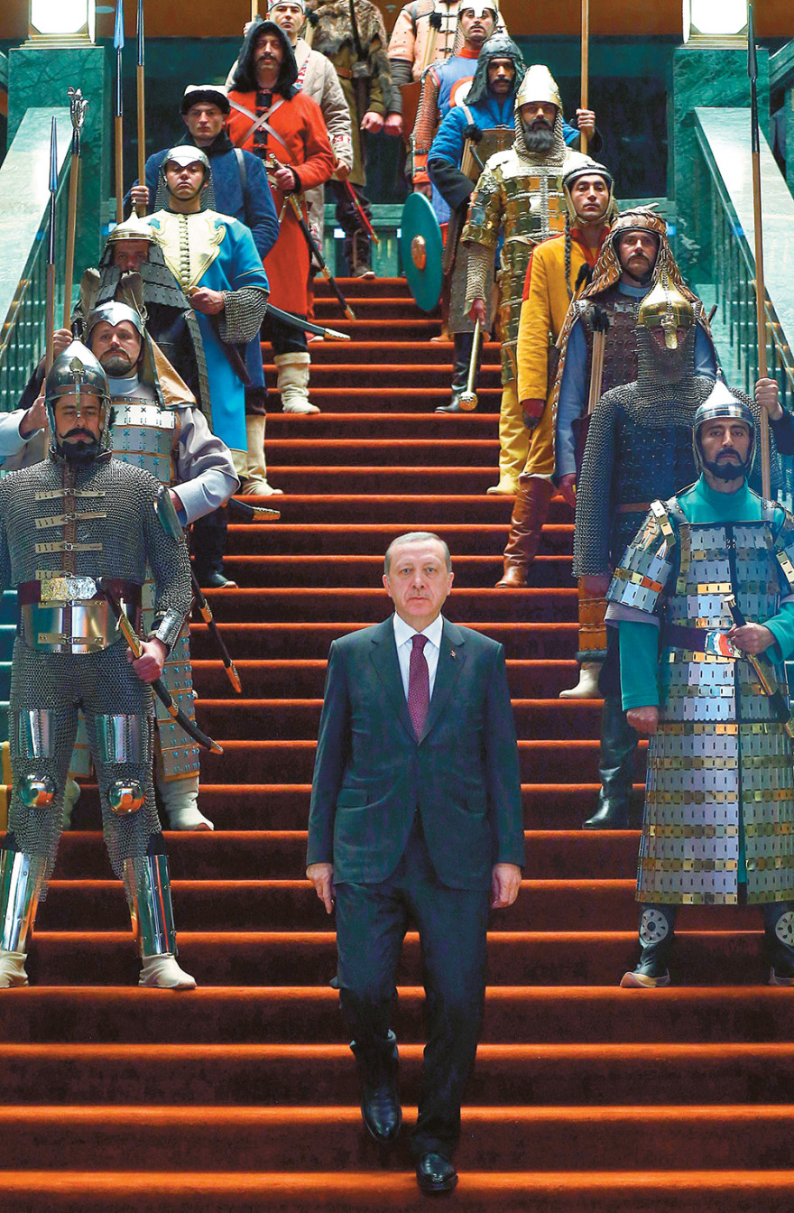 Ερντογάν: Πώς η οικονομία έγινε το Βατερλό του - Η άνοδος, τα σκάνδαλα και η ειρωνεία της ιστορίας