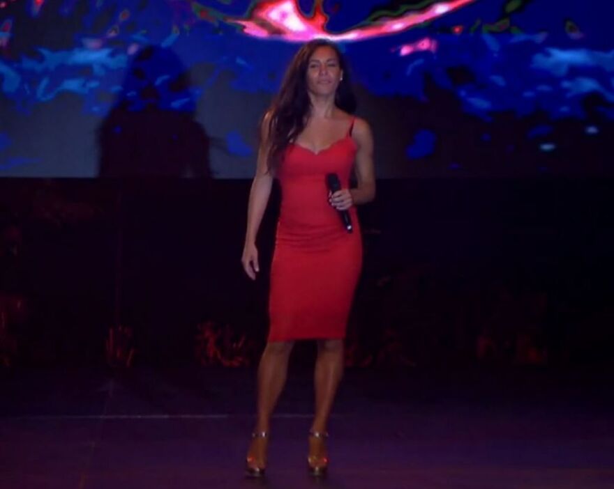 Survivor: Τα πλάνα «φωτιά» στα ντους και οι σέξι εμφανίσεις 