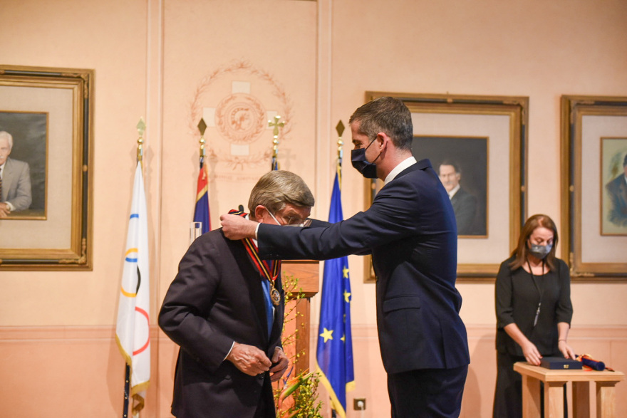 Δείτε βίντεο: Εντυπωσιάζει ο νέος φωτισμός στο Καλλιμάρμαρο