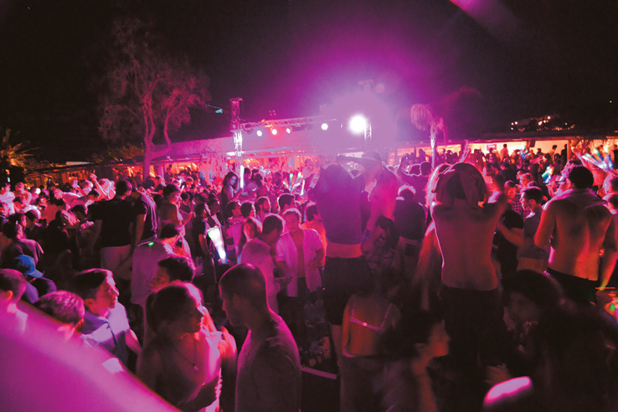  Το «Nammos» πάει Κάννες: Χρυσό «deal» με το αριστοκρατικό «Majestic» της Κρουαζέτ