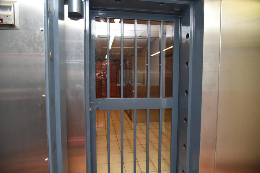 «Ριφιφί» στις θυρίδες: Αποκαλυπτικές οι καταθέσεις των θυμάτων - Βρήκαμε μόνον άδεια κουτιά από κοσμήματα 