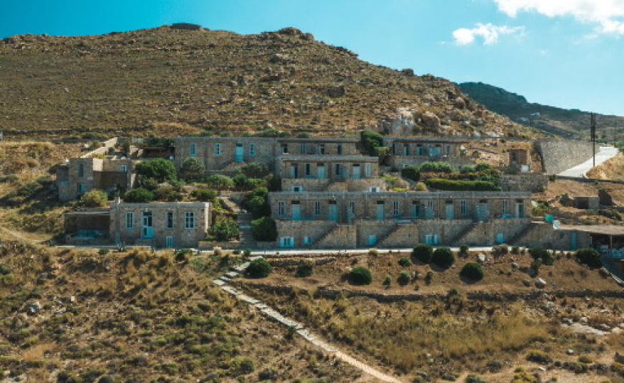 Telegraph: Ποια είναι τα έξι ονειρικά καταλύματα για διακοπές στη «μυστική Μεσόγειο»