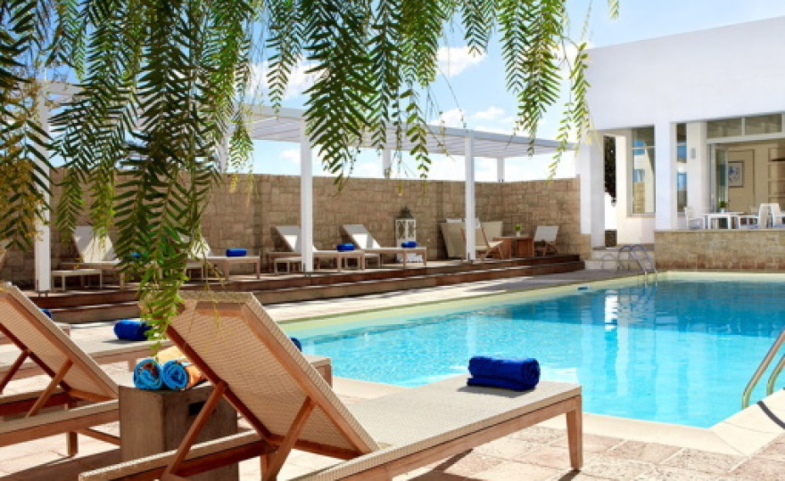 Telegraph: Ποια είναι τα έξι ονειρικά καταλύματα για διακοπές στη «μυστική Μεσόγειο»