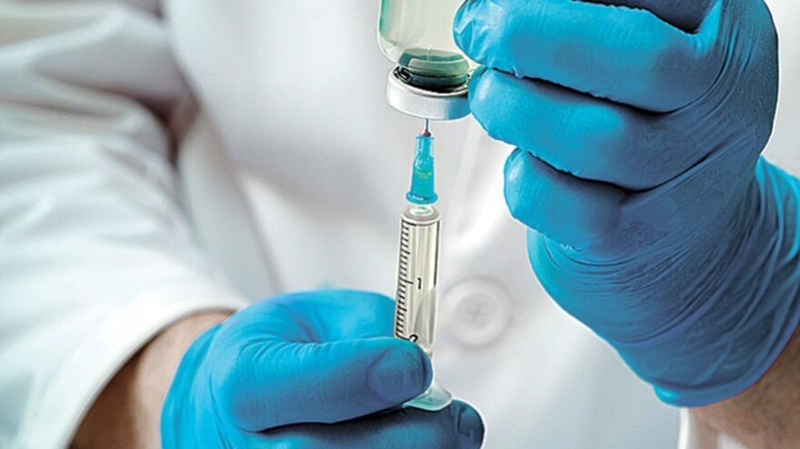 Πώς μπορεί ένα εμβόλιο για τον κορωνοϊό να προκαλεί θρομβώσεις; 