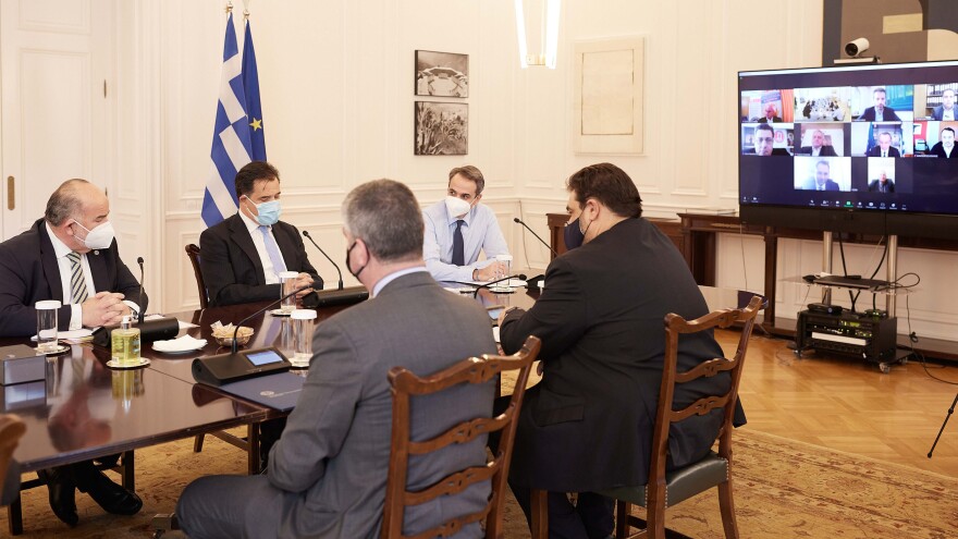 Εστίαση: Ποιες επιχειρήσεις θα «μοιραστούν» τα 330 εκατ. ευρώ της επανεκκίνησης