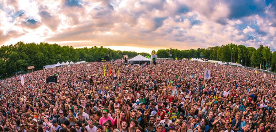 Φεστιβάλ Γκλάστονμπερι: Πεντάωρη live streaming μετάδοση σε παγκόσμιο επίπεδο