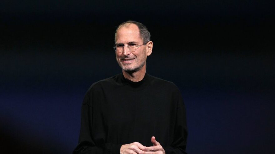 Apple: O χαρισματικός Στιβ Τζομπς και η «μαγική» ιστορία που άλλαξε τον κόσμο - Τι έγινε σαν σήμερα