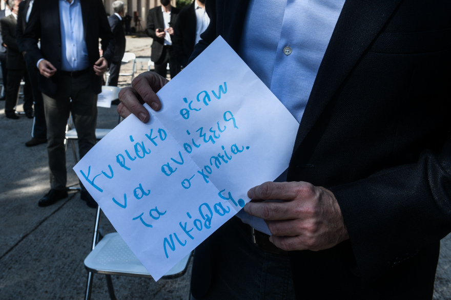 Τι ζήτησε ένας πιτσιρικάς από τον Κυριάκο Μητσοτάκη κατά την επίσκεψή του στην ΠΥΡΚΑΛ