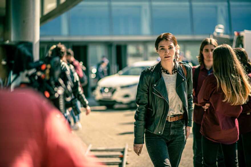 Σιωπηλός Δρόμος - Mega: Απόψε η πρεμιέρα - Βίντεο & φωτογραφίες από το πρώτο επεισόδιο