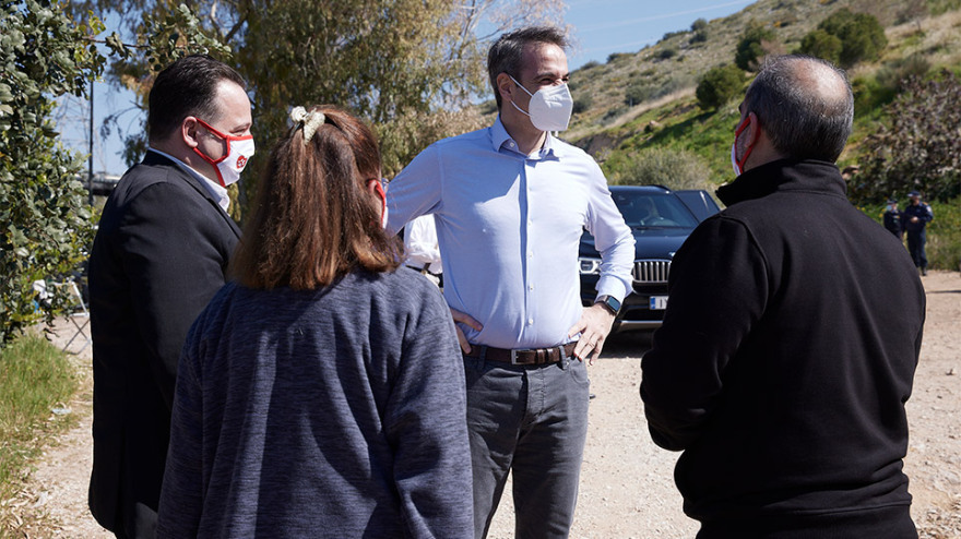 Παγκόσμια Ημέρα Αδέσποτων: Στο καταφύγιο ζώων της Ηλιούπολης ο Μητσοτάκης