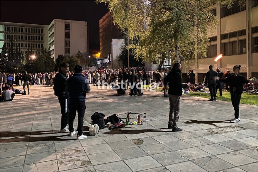 Θεσσαλονίκη: Εισαγγελέας για το κορωνοπάρτι με τα 1.000 άτομα στο ΑΠΘ 