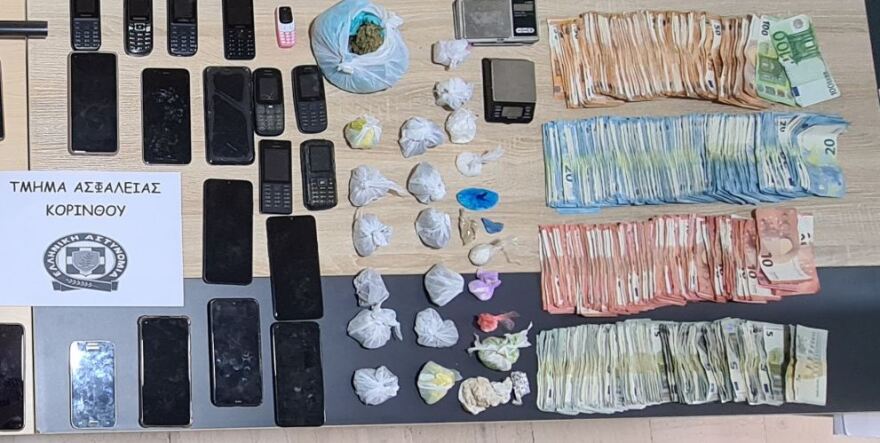 Κόρινθος: Εξαρθρώθηκε εγκληματικό δίκτυο που διακινούσε ναρκωτικά - 33 συλλήψεις 