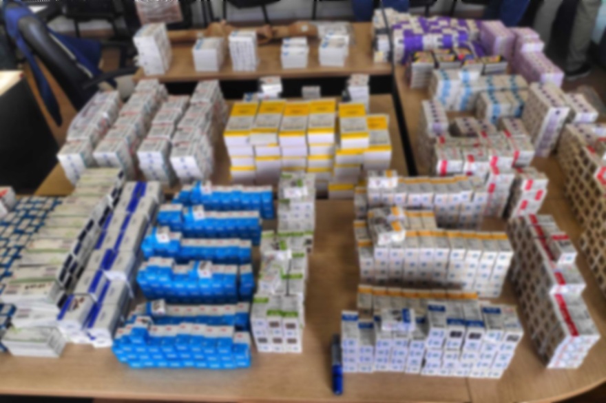 Εξαρθρώθηκε σπείρα πριν «ρίξει» στην αγορά 128.000 αναβολικά σκευάσματα - Κατασχέθηκαν χειροβομβίδες και όπλα!