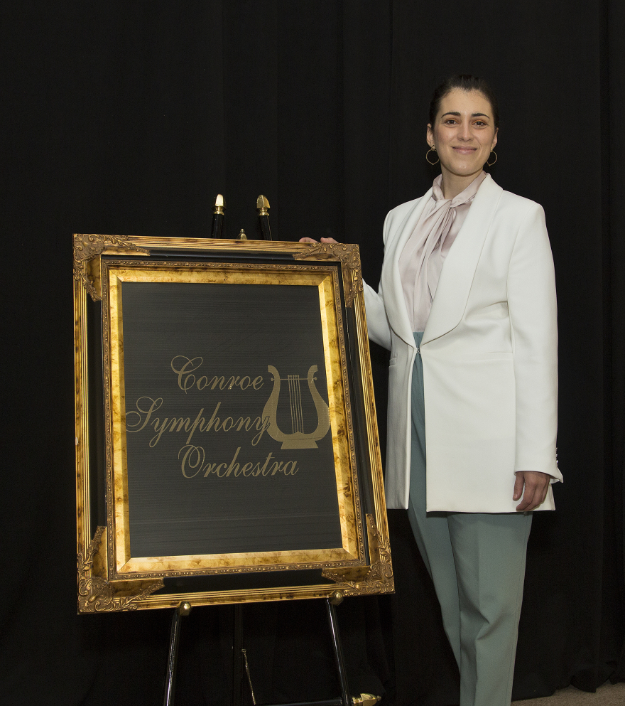 ΗΠΑ: Μια Ελληνίδα, η πρώτη γυναίκα μαέστρος στη Συμφωνική Ορχήστρα του Κονρό, στο Τέξας