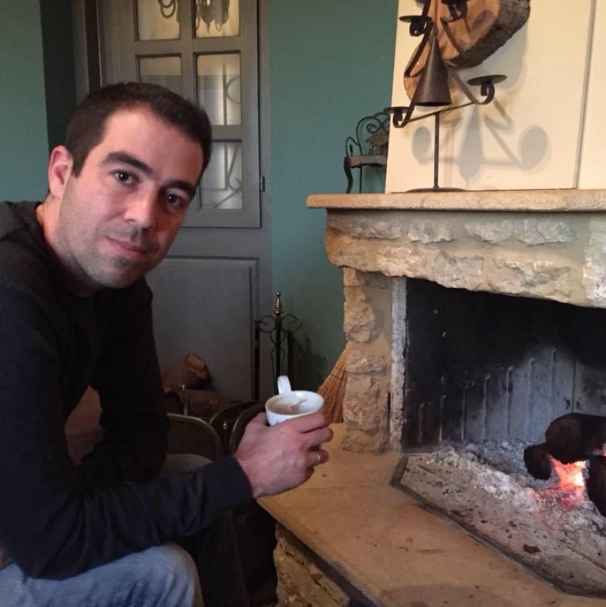 Έγκλημα στην Κυπαρισσία: Αυτός είναι ο 39χρονος πατέρας παιδιού ενός έτους που δολοφονήθηκε στο κατάστημά του