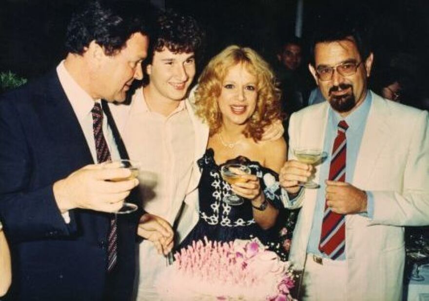 Τάκης Βουγιουκλάκης: Οι πιο πολύτιμες άγνωστες στιγμές του με την αγαπημένη του Αλίκη