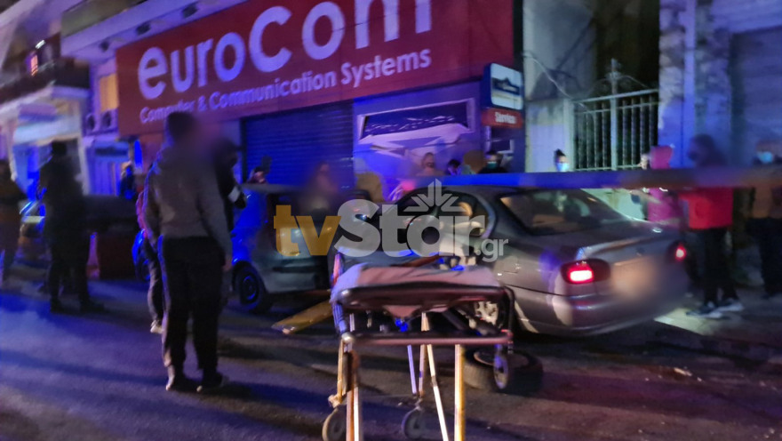 Τραγωδία στη Λαμία: Νεαρή μητέρα «έσβησε» στο τιμόνι με τα παιδιά της μέσα στο αυτοκίνητο - Δείτε βίντεο