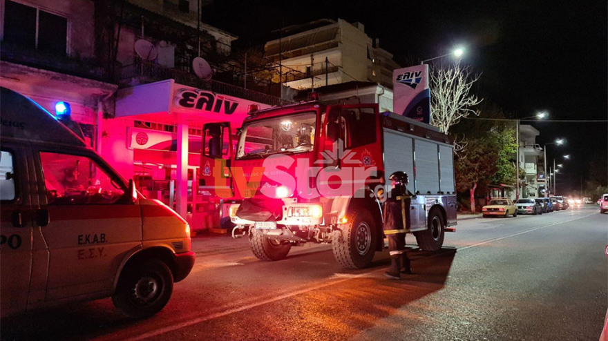 Τραγωδία στη Λαμία: Νεαρή μητέρα «έσβησε» στο τιμόνι με τα παιδιά της μέσα στο αυτοκίνητο - Δείτε βίντεο