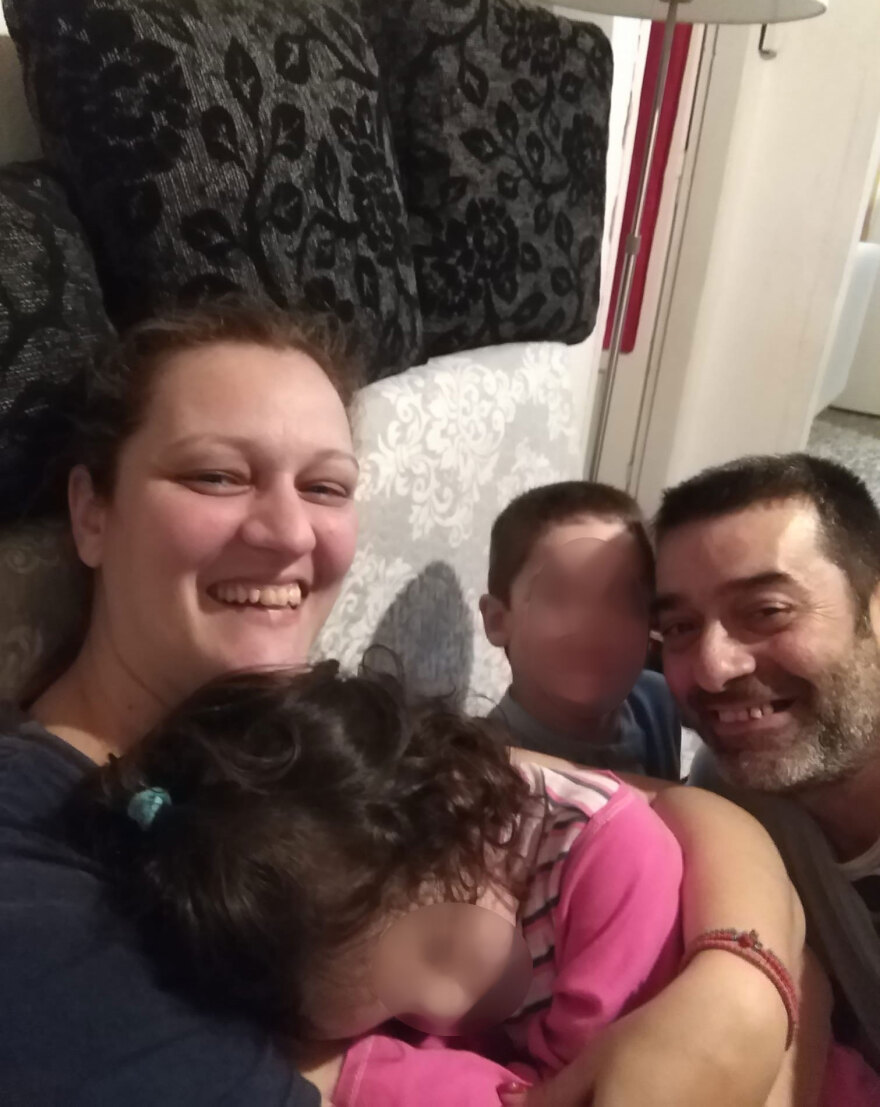 Λαμία: Σε κατάσταση σοκ η αδερφή της νεαρής μητέρας που «έσβησε» στο τιμόνι - Κλήθηκε να παραλάβει τα ανίψια της