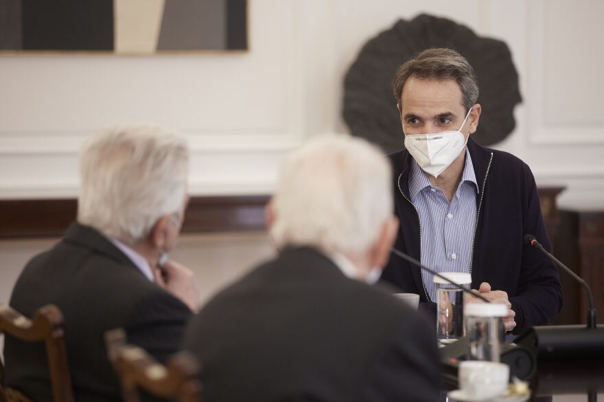 Μητσοτάκης: Να πείσουμε τους ηλικιωμένους να κάνουν το εμβόλιο