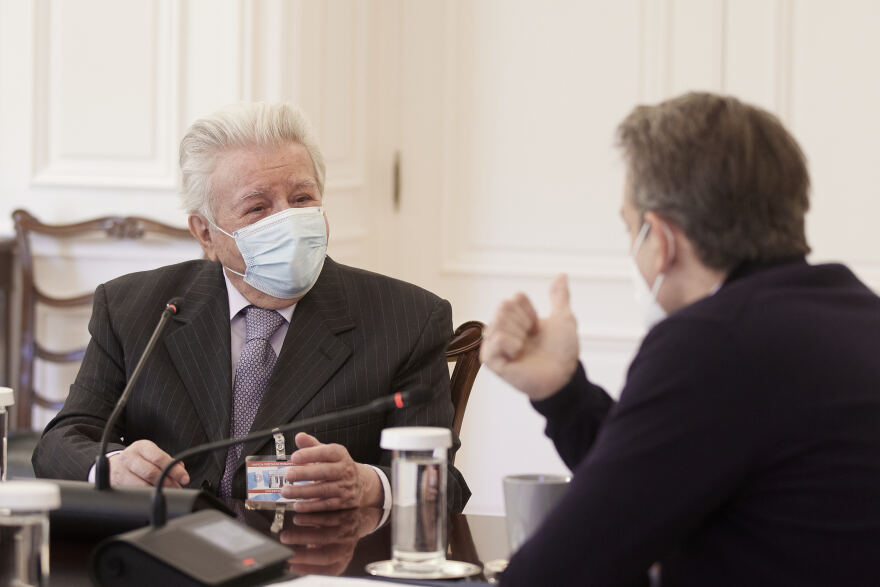 Μητσοτάκης: Να πείσουμε τους ηλικιωμένους να κάνουν το εμβόλιο