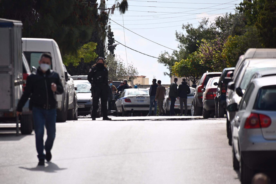 Σκότωσαν τον δημοσιογράφο Γιώργο Καραϊβάζ - Πώς στήθηκε η φονική ενέδρα