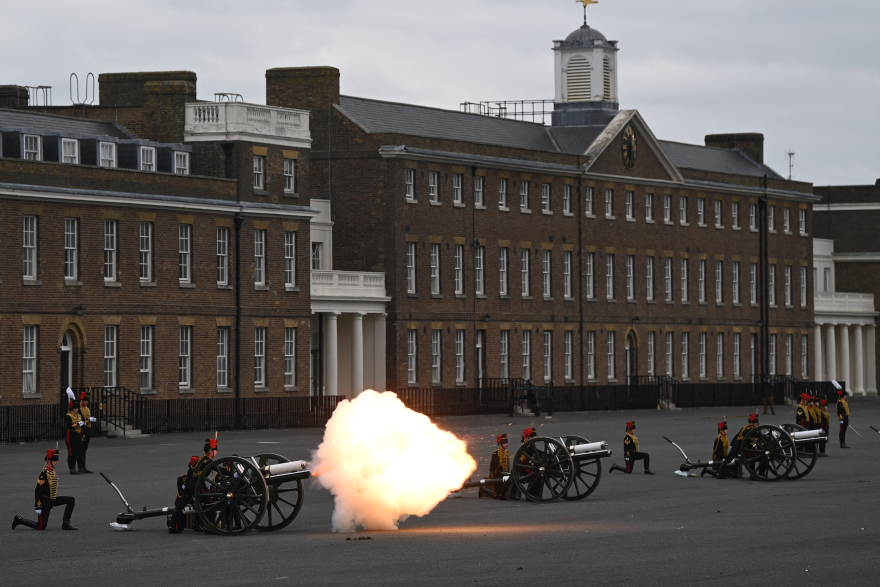 Βήμα-βήμα το «τελευταίο ταξίδι» του Φίλιππου: Το πρωτόκολλο, οι 30 καλεσμένοι και η κηδεία το επόμενο Σάββατο