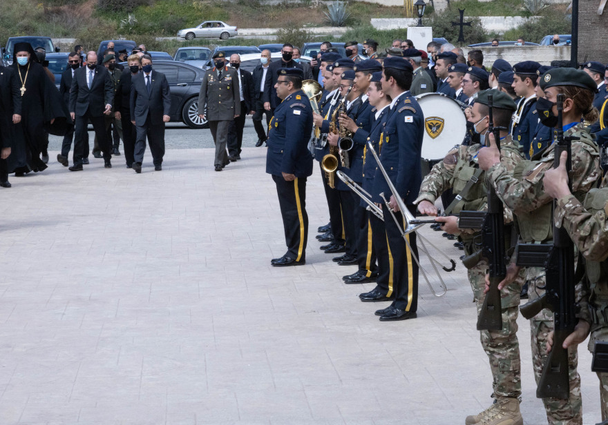 Η Κύπρος είπε το τελευταίο αντίο στον Σωκράτη Χάσικο