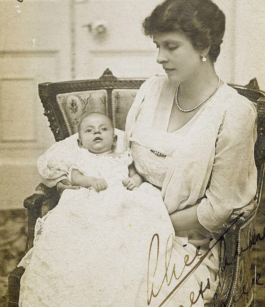 Πρίγκιπας Φίλιππος: Δείτε το πιστοποιητικό γέννησής του, γραμμένο στην καθαρεύουσα