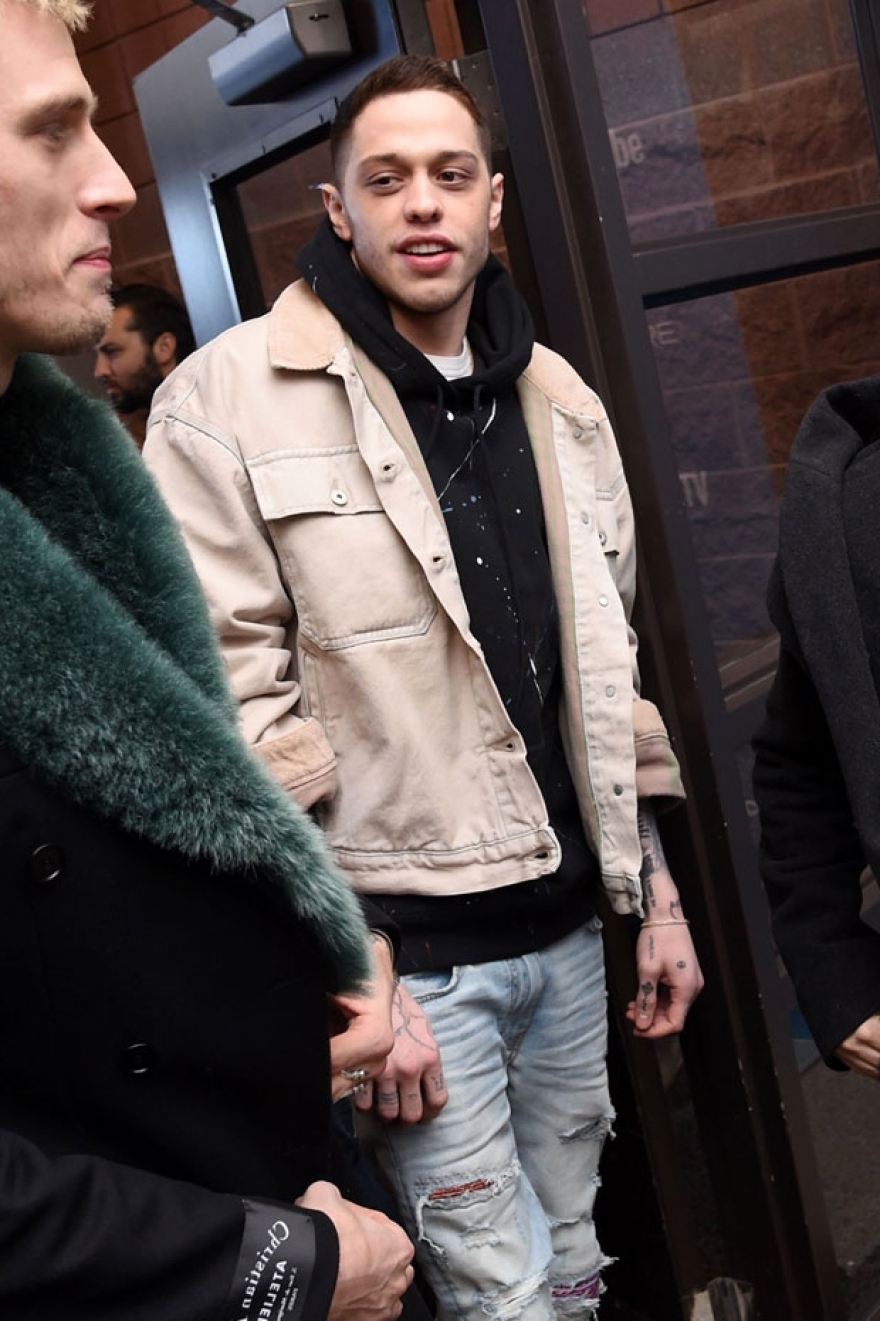 Πιτ Ντέιβιντσον: Επιβεβαίωσε τις φήμες που τον θέλουν ζευγάρι με την Φίμπε Ντέινβορ