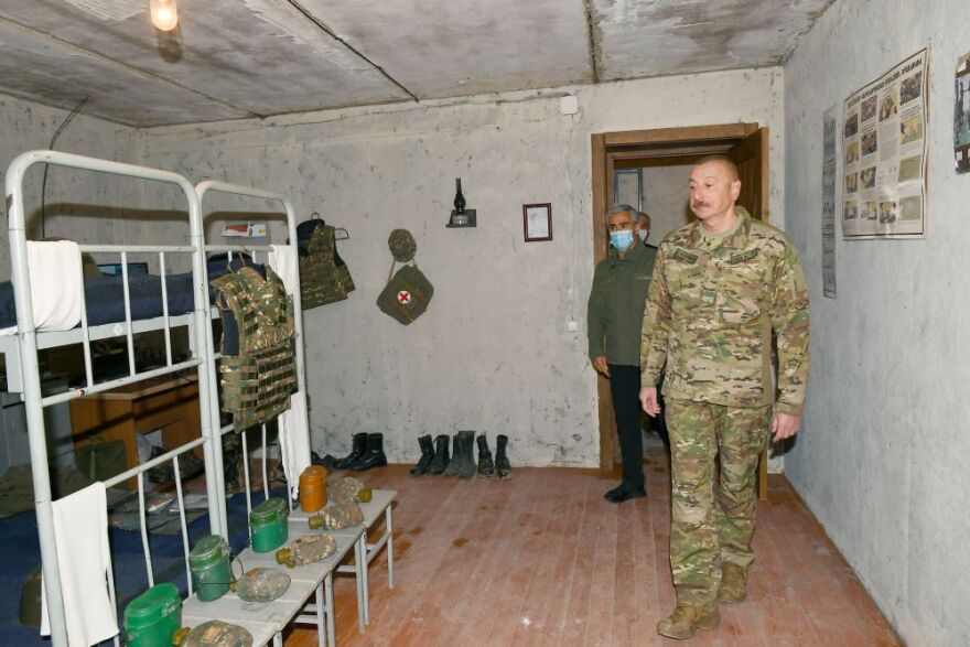 Οργή στην Αρμενία για το Αζερμπαϊτζάν: Έκθεση με κράνη νεκρών Αρμένιων στρατιωτών