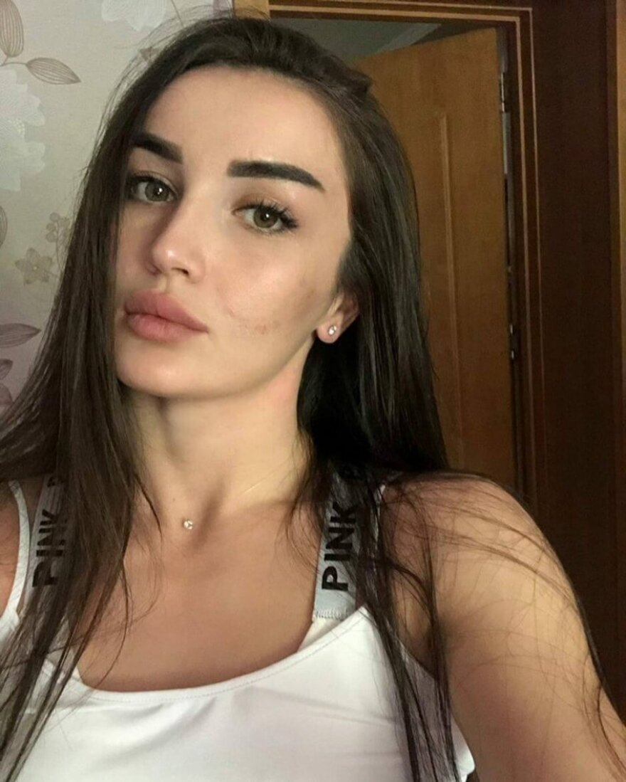 Η Ρωσίδα «Angelina Jolie» των ρινγκ βγάζει... νοκ-άουτ τους θαυμαστές της