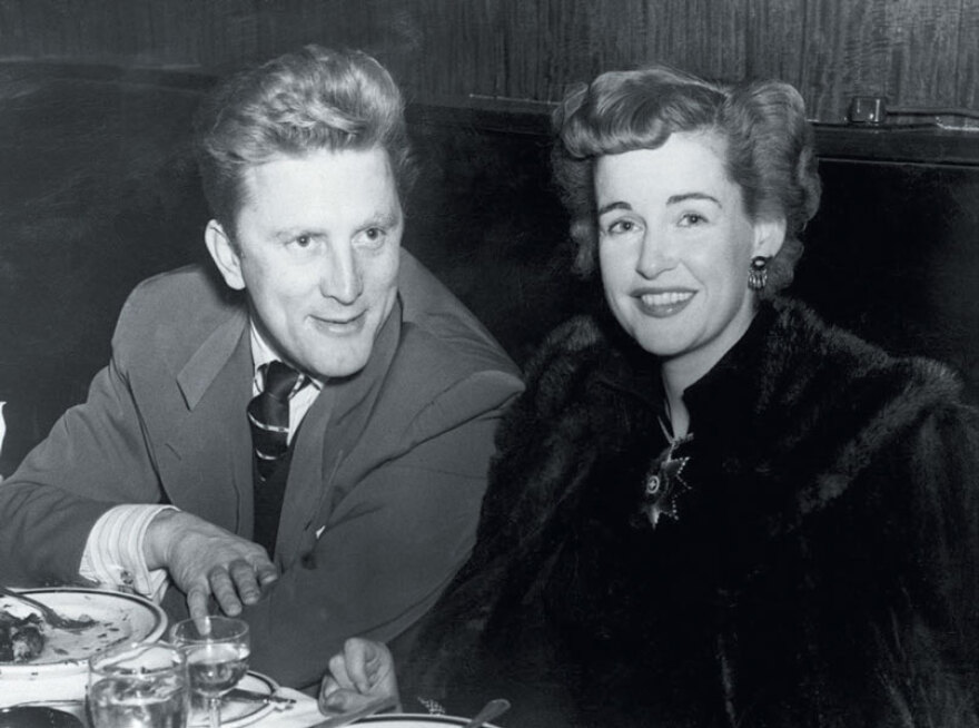 Κάθριν Ζέτα Τζόουνς: Ενθουσιασμένη με την ιδέα να ασχοληθούν τα παιδιά της με την υποκριτική 