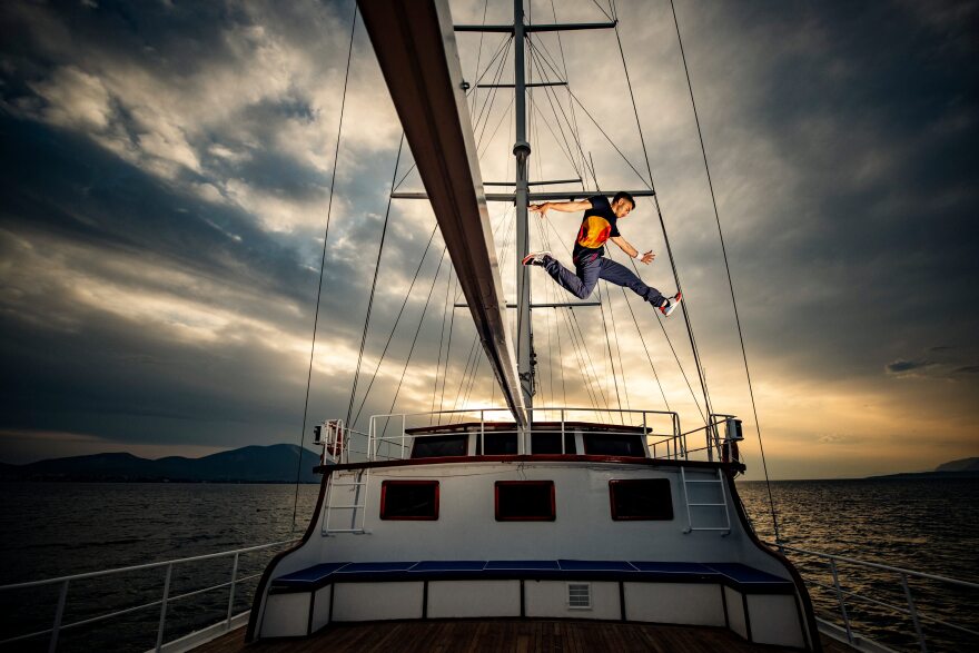 Το Red Bull Art of Motion «βάζει πλώρη» για Μικρολίμανο!