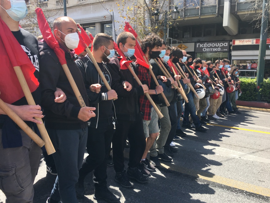 Πανεκπαιδευτικό συλλαλητήριο: Τεταμένη ατμόσφαιρα σε Πολυτεχνείο και ΑΣΟΕΕ