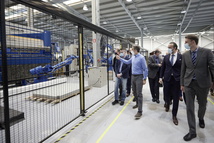 Επίσκεψη Μητσοτάκη στο Σπαθοβούνι: Με ταχύτητα οι αποζημιώσεις σε αγρότες που υπέστησαν ζημιά από τον παγετό