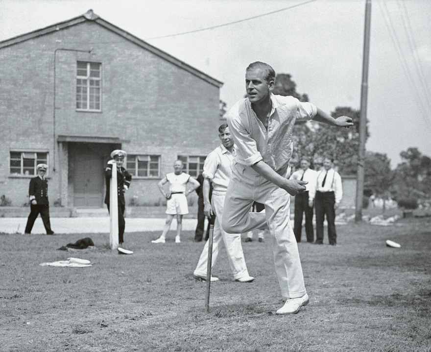 Φίλιππος: Η ζωή του πρίγκηπα που γεννήθηκε στην Ελλάδα και έκλεψε την καρδιά της 13χρονης Ελισάβετ