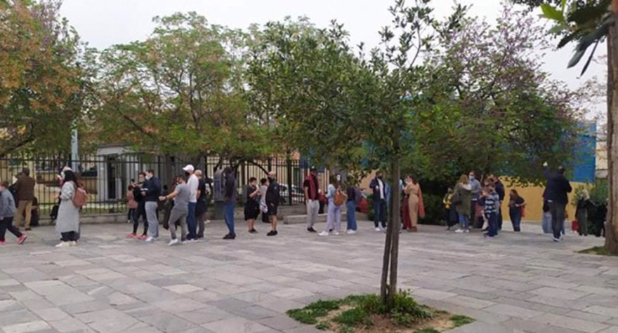 Παγκόσμια Ημέρα Μνημείων: Ουρές στο μουσείο της Ακρόπολης λόγω της δωρεάν εισόδου - Δείτε φωτογραφίες