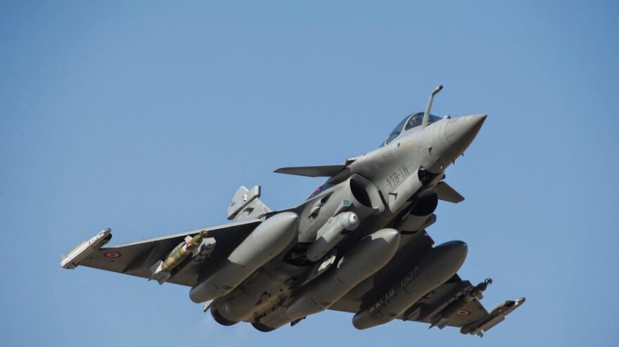 Εναέρια ασπίδα στο Αιγαίο με άλλα έξι Rafale- Αποφάσεις για φρεγάτες και ελικόπτερα