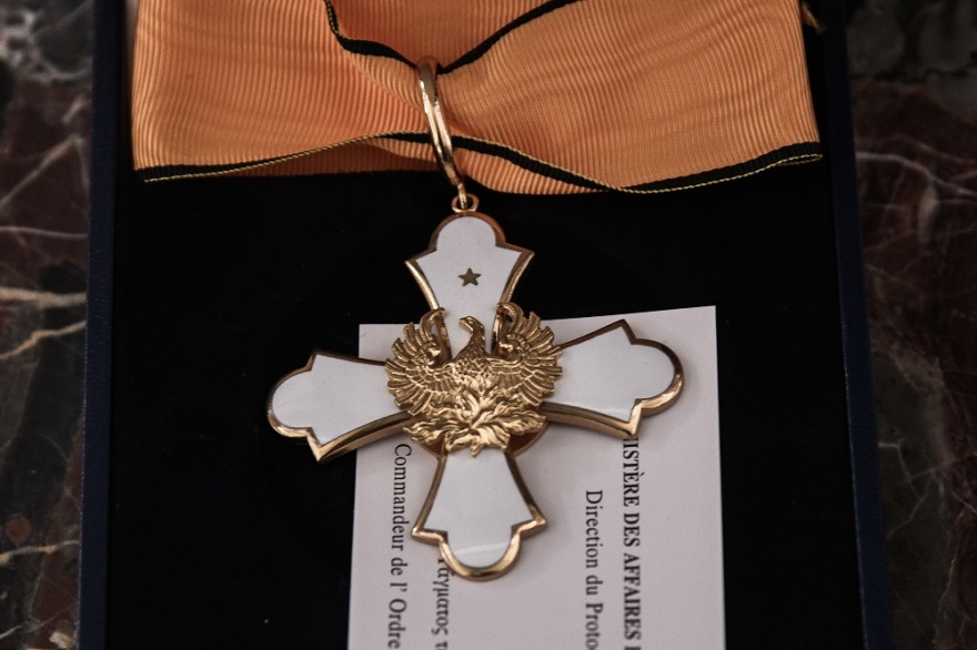 Η Σακελλαροπούλου παρασημοφόρησε τρεις διακεκριμένους Αμερικανούς αρχαιολόγους